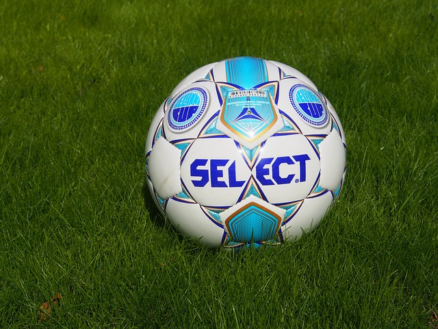 现中游的队 现中游的队